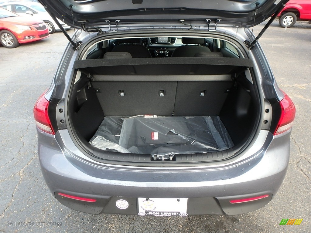 2020 Kia Rio S 5 Door Trunk Photos