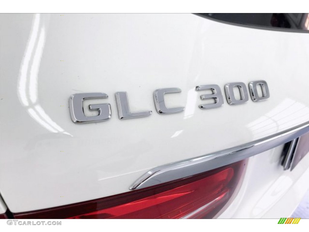 2019 GLC 300 - Polar White / Black photo #27