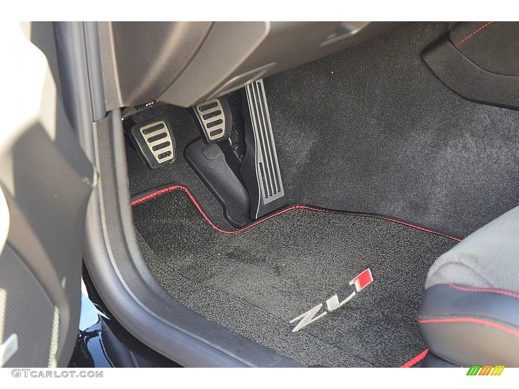 2019 Chevrolet Camaro ZL1 Coupe Marks and Logos Photo #136090667