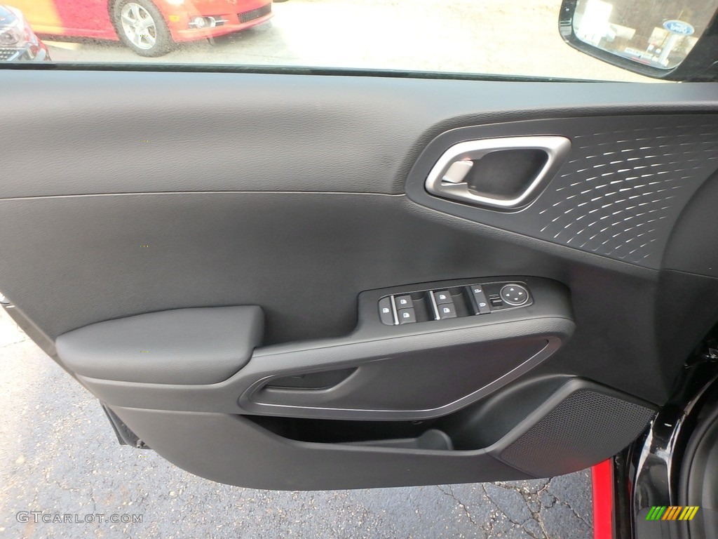 2020 Kia Soul GT-Line Door Panel Photos