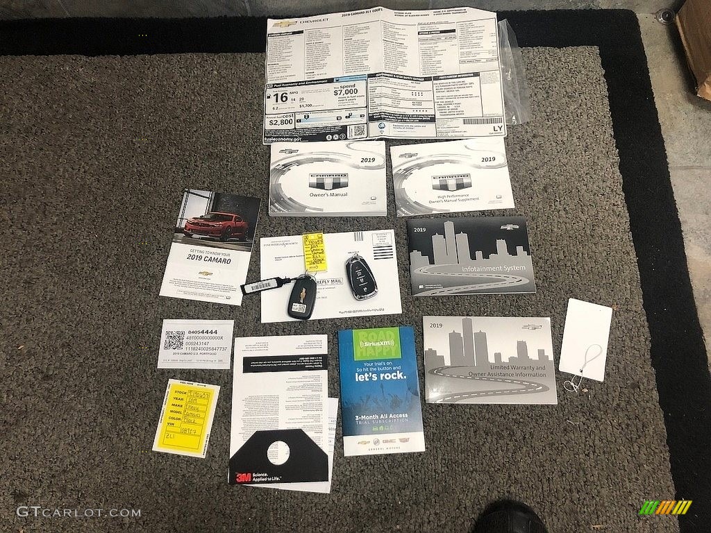 2019 Chevrolet Camaro ZL1 Coupe Books/Manuals Photos