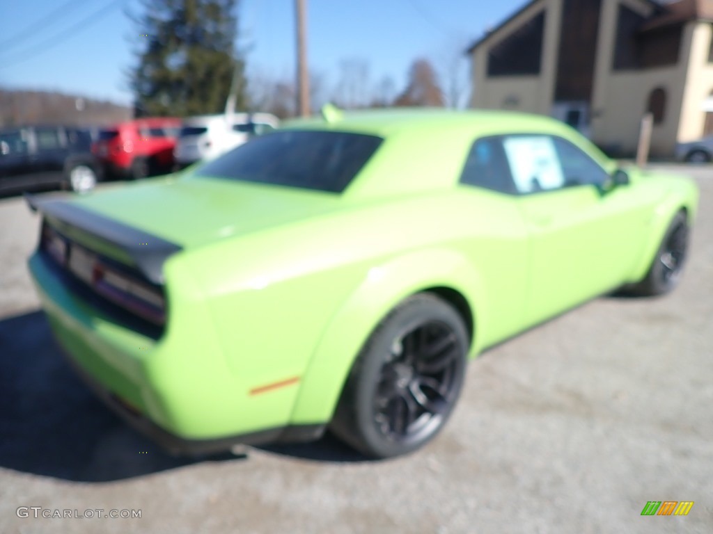 2019 Challenger R/T Scat Pack Widebody - Sublime / Black photo #5