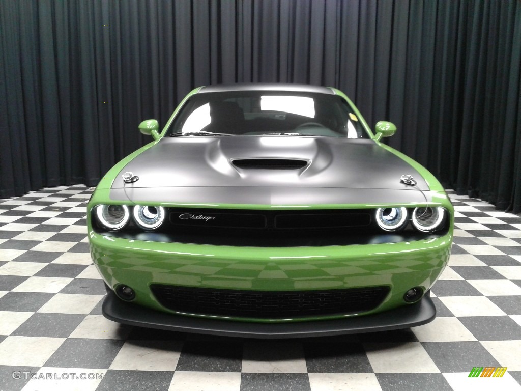 2017 Challenger T/A 392 - Green Go / Black photo #3