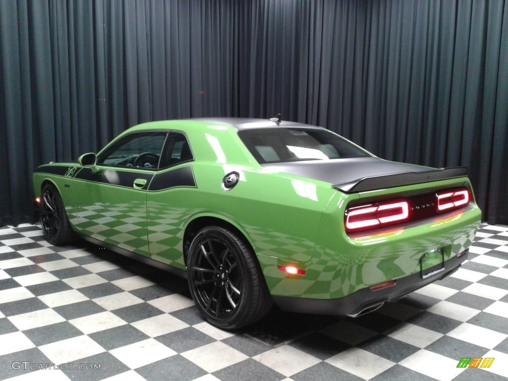 2017 Challenger T/A 392 - Green Go / Black photo #8