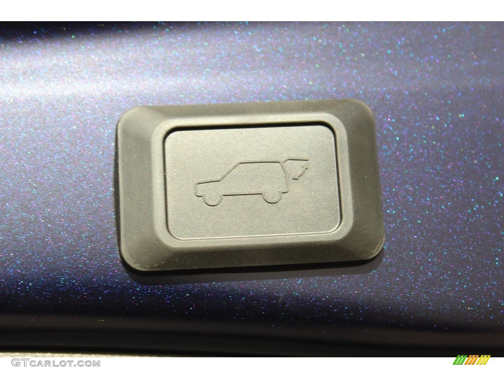 2019 RAV4 XLE AWD Hybrid - Blueprint / Black photo #28