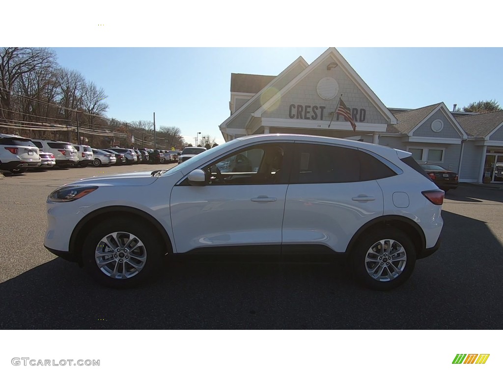 2020 Escape SE 4WD - Oxford White / Ebony Black photo #4