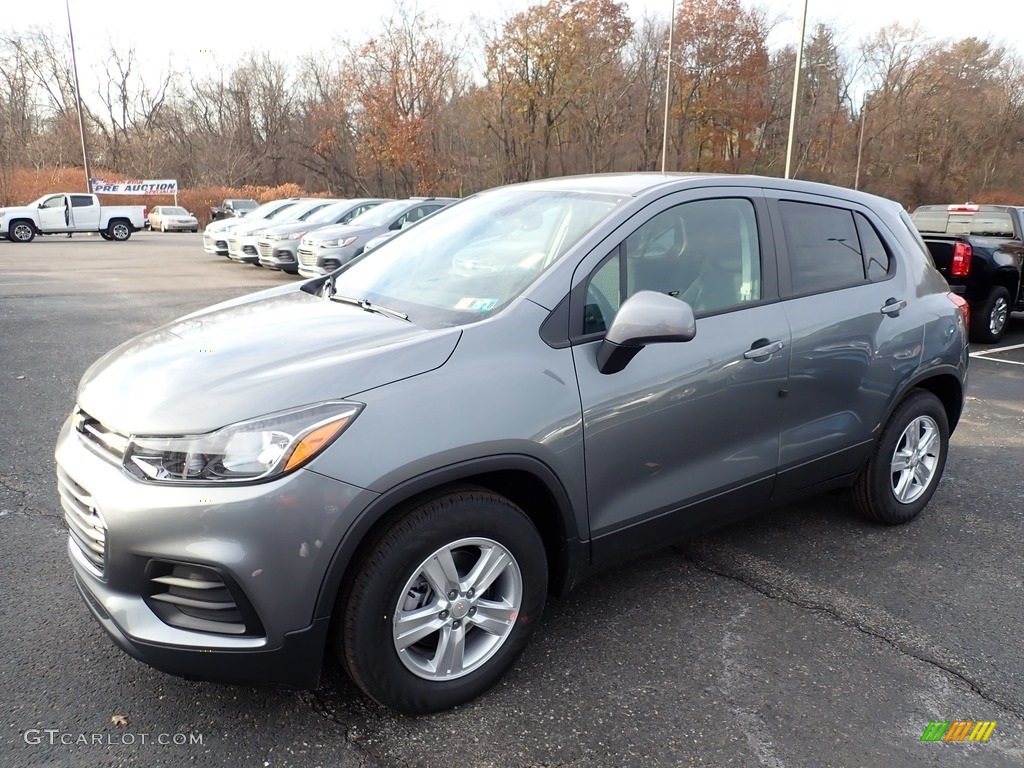 Satin Steel Metallic 2020 Chevrolet Trax LS Exterior Photo #136111202