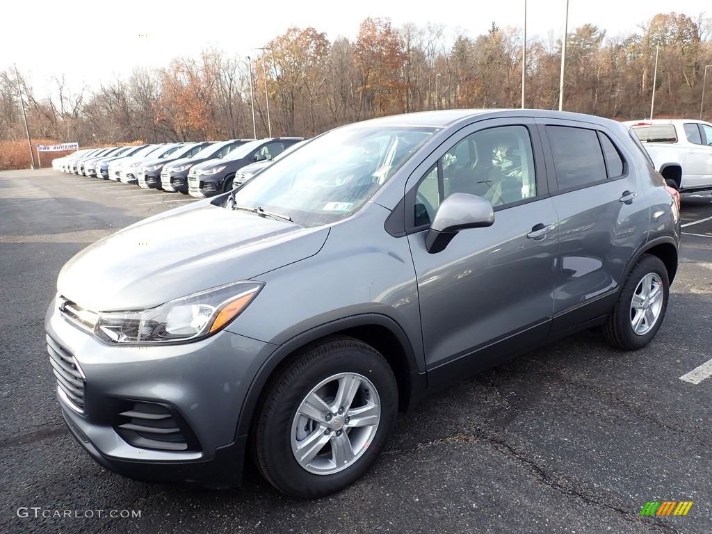 Satin Steel Metallic 2020 Chevrolet Trax LS Exterior Photo #136111691
