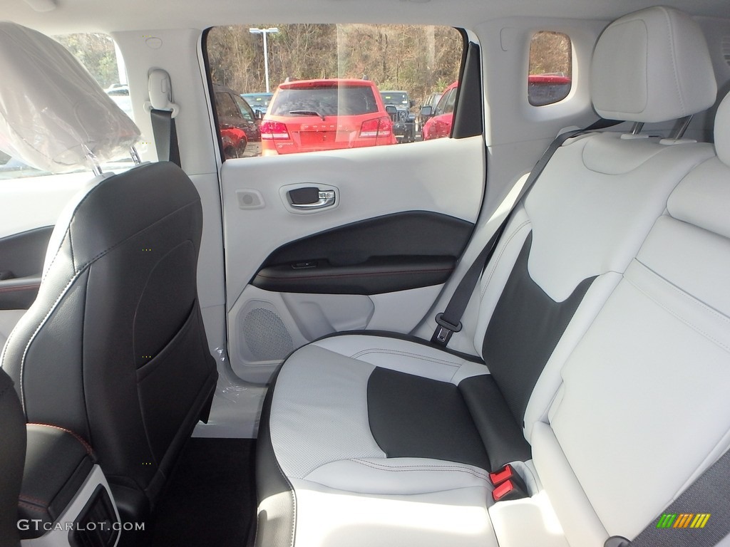 2020 Jeep Compass Limted 4x4 Rear Seat Photo #136116965