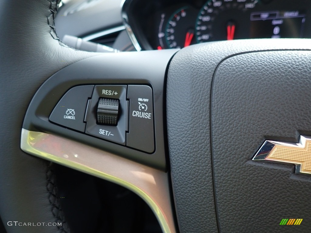 2020 Chevrolet Trax LT AWD Jet Black Steering Wheel Photo #136117184