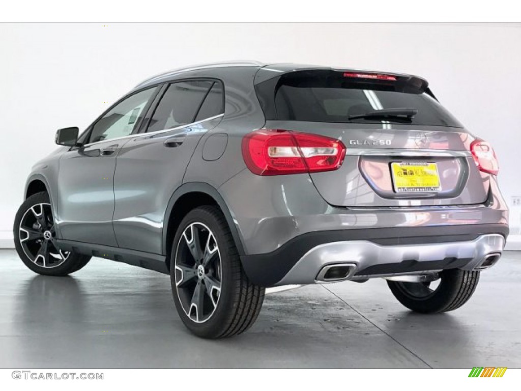 2020 GLA 250 - Mountain Grey Metallic / Crystal Gray photo #2