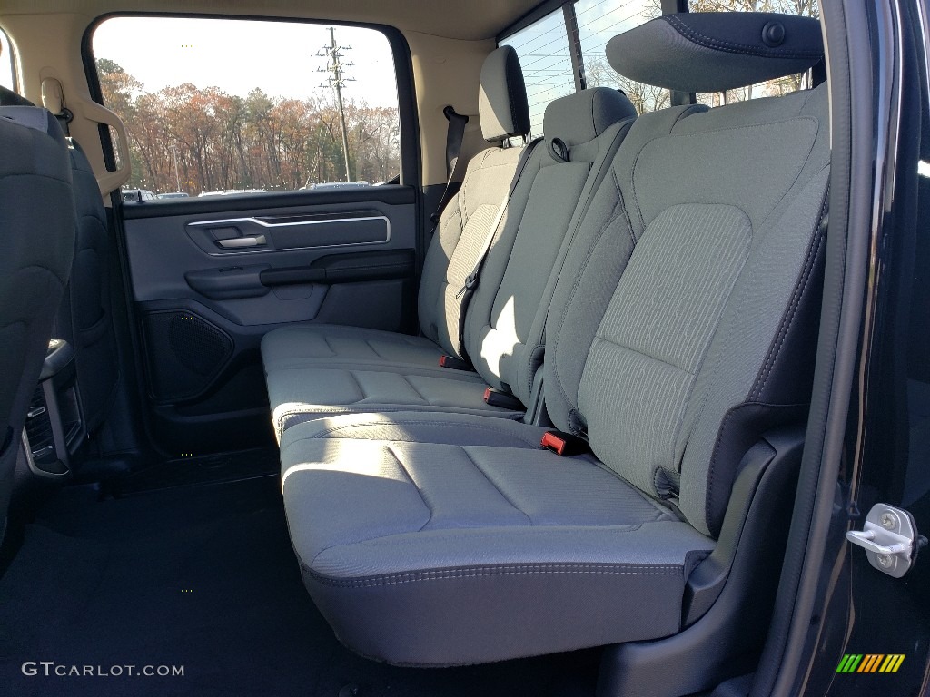 2020 1500 Big Horn Crew Cab 4x4 - Diamond Black Crystal Pearl / Black/Diesel Gray photo #6