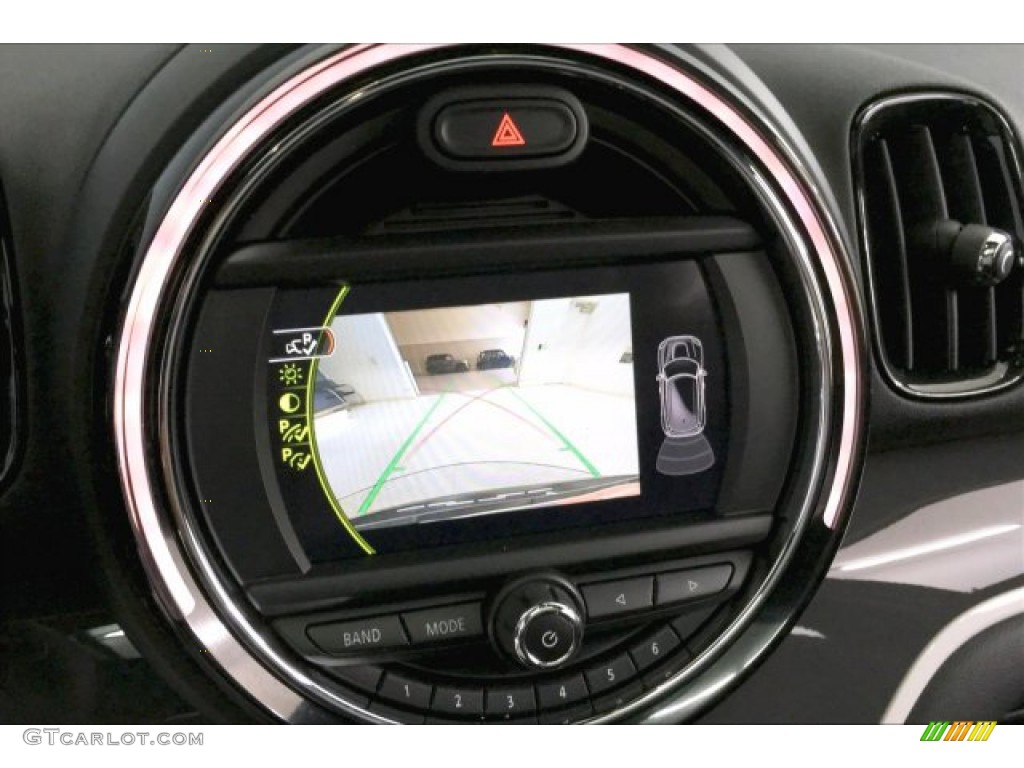 2018 Mini Countryman Cooper S Controls Photo #136132505