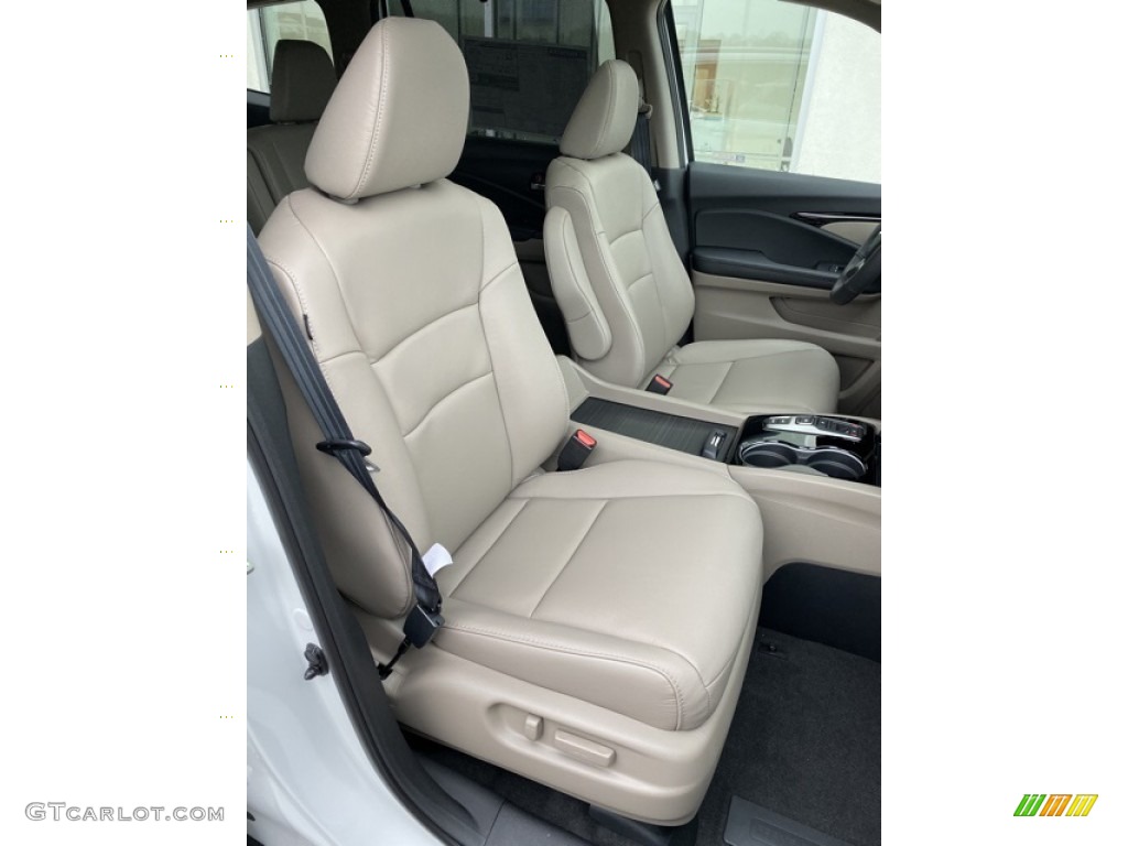 2020 Honda Pilot Touring AWD Front Seat Photo #136136992