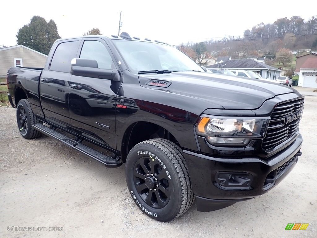 2019 Ram 3500 Big Horn Crew Cab 4x4 Exterior Photos