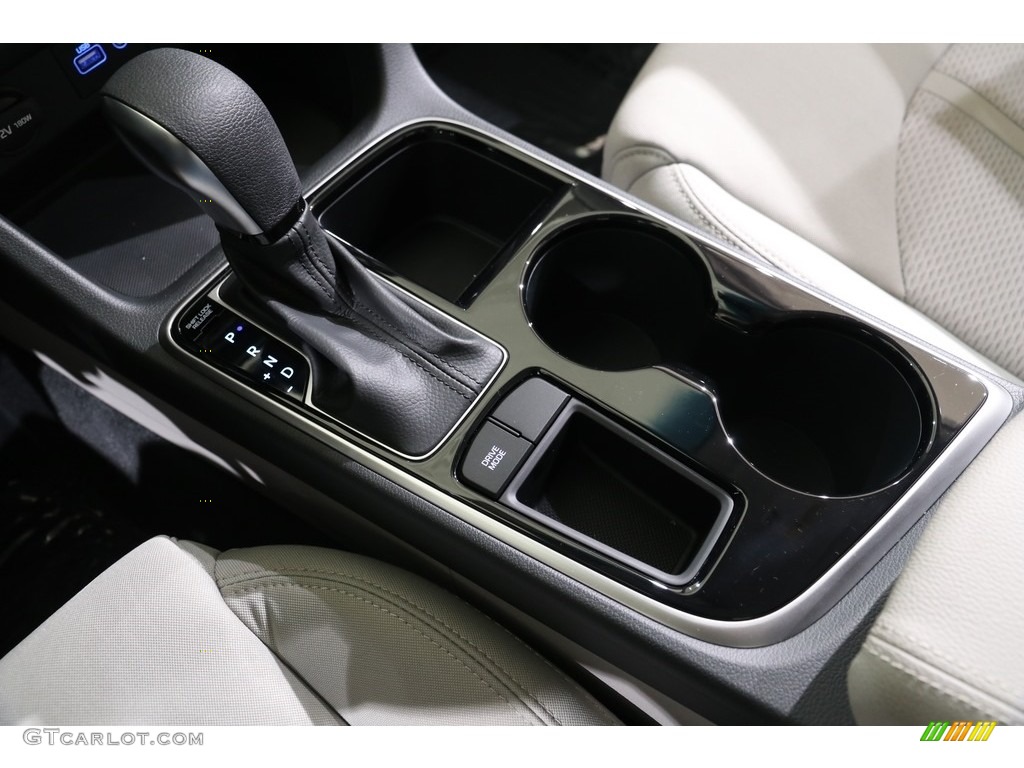 2019 Hyundai Sonata SE Transmission Photos