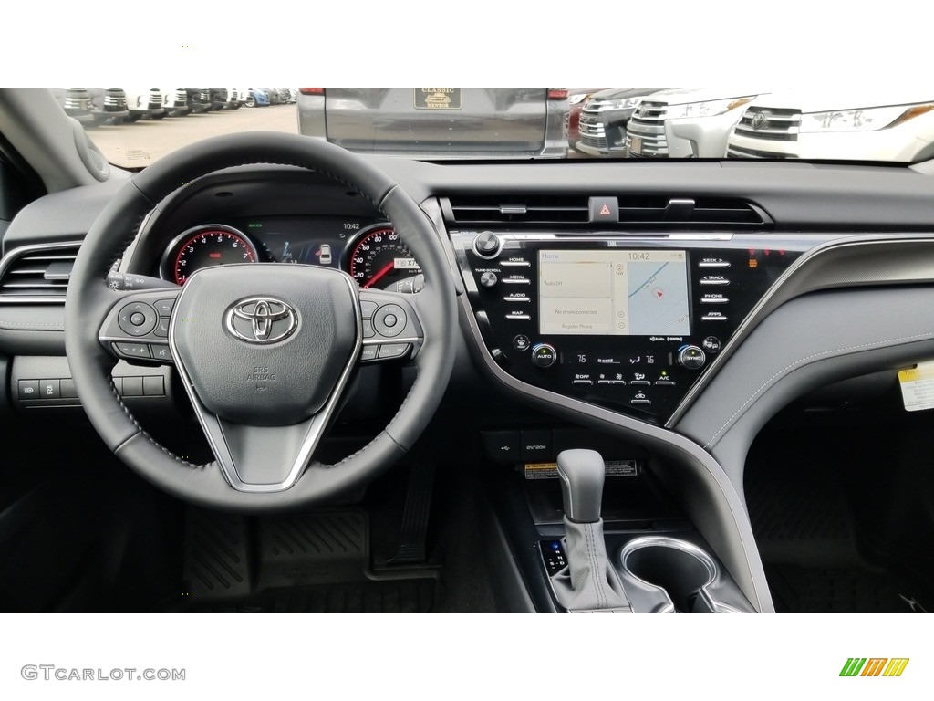 2020 Toyota Camry XSE Black Dashboard Photo #136146627