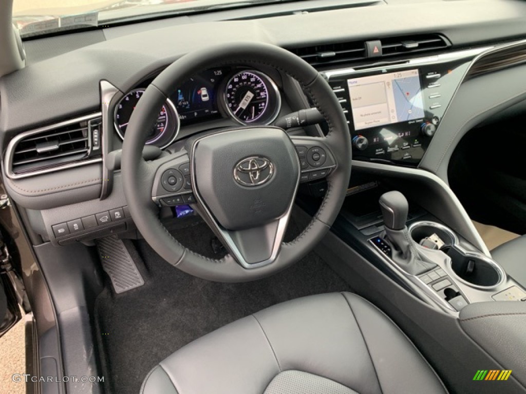 2020 Camry XLE - Brownstone / Black photo #4