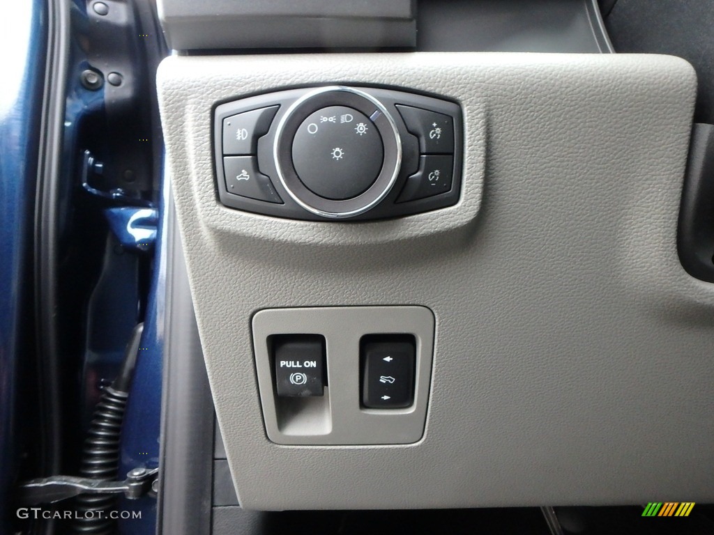 2019 Ford F150 XLT SuperCab 4x4 Controls Photo #136147374