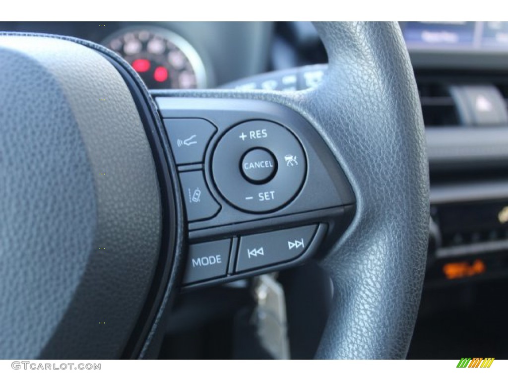 2019 RAV4 LE - Silver Sky Metallic / Black photo #12
