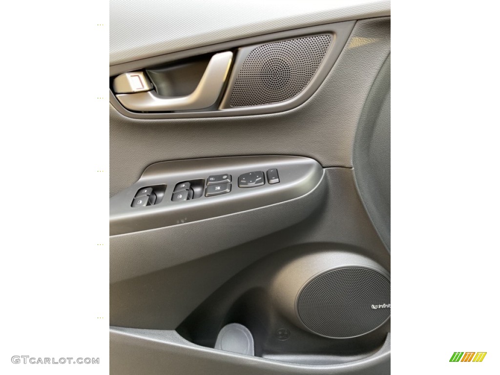 2020 Kona Limited AWD - Sonic Silver / Gray/Black photo #12