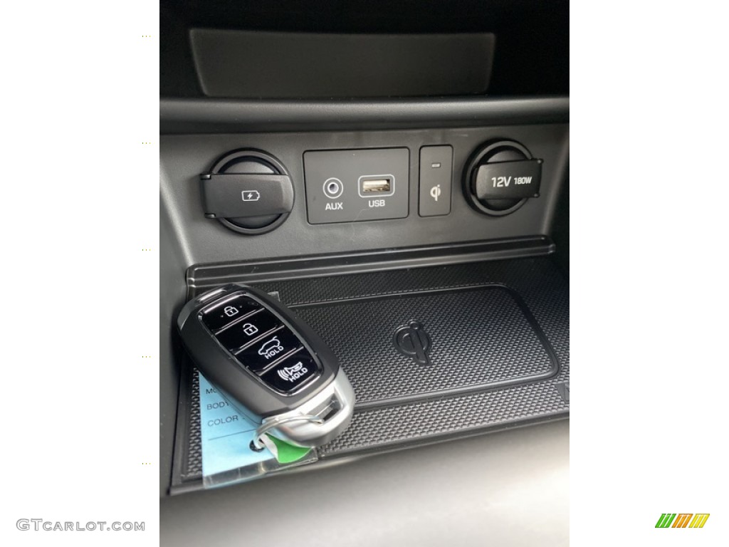2020 Hyundai Kona Limited AWD Keys Photos