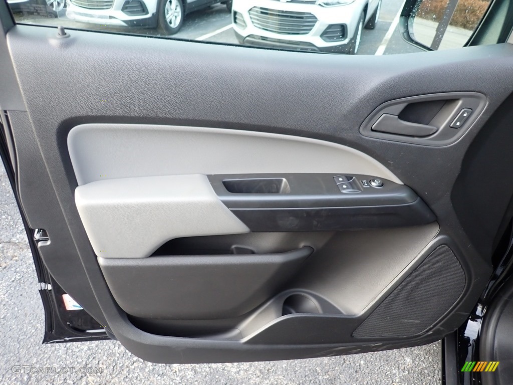2020 Chevrolet Colorado WT Extended Cab 4x4 Door Panel Photos