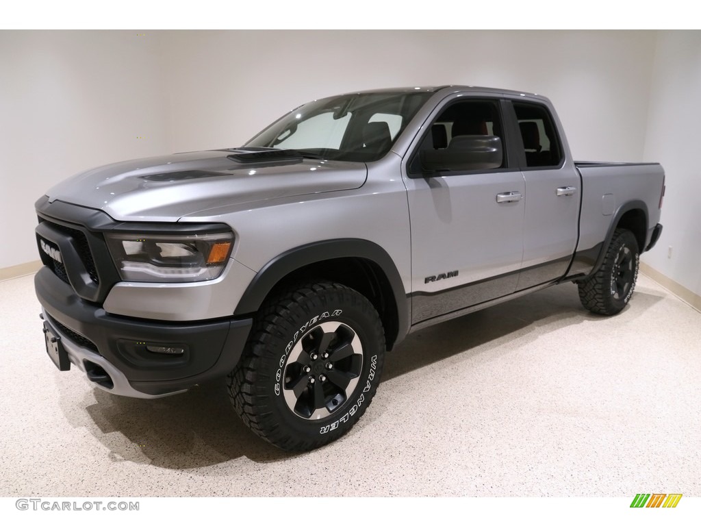 2019 1500 Rebel Quad Cab 4x4 - Billett Silver Metallic / Black/Red photo #3