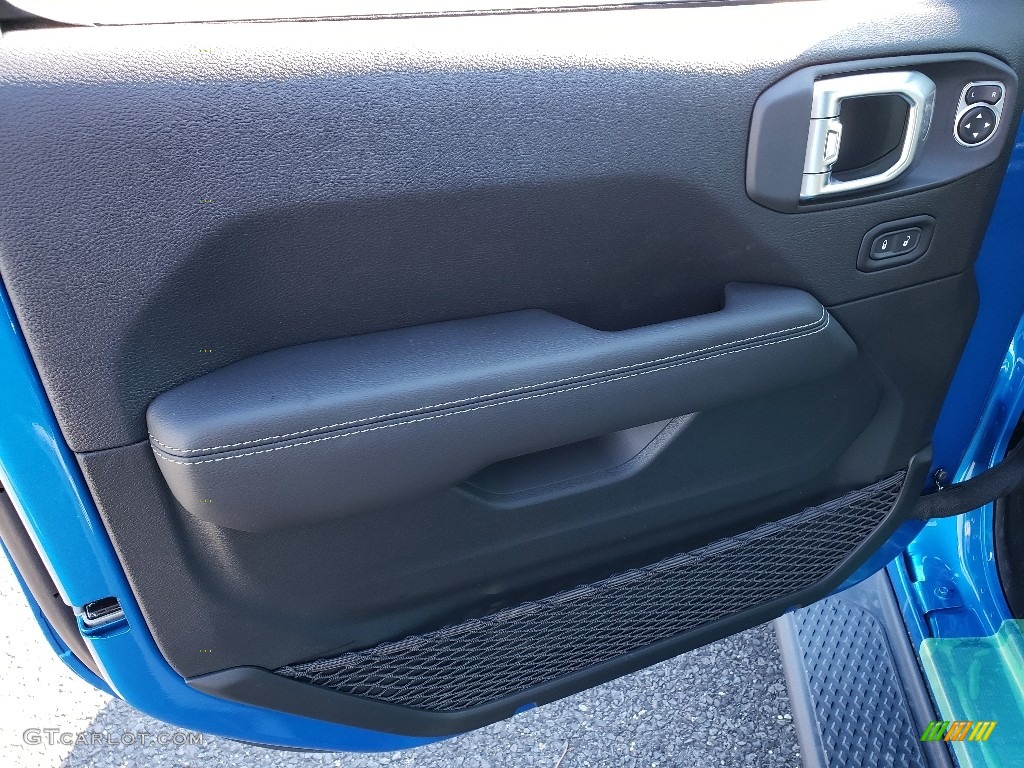 2020 Gladiator Overland 4x4 - Hydro Blue Pearl / Black photo #8