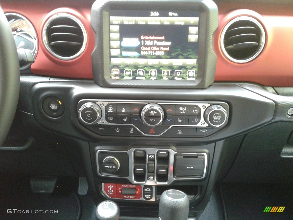 2020 Gladiator Rubicon 4x4 - Gator / Black photo #19