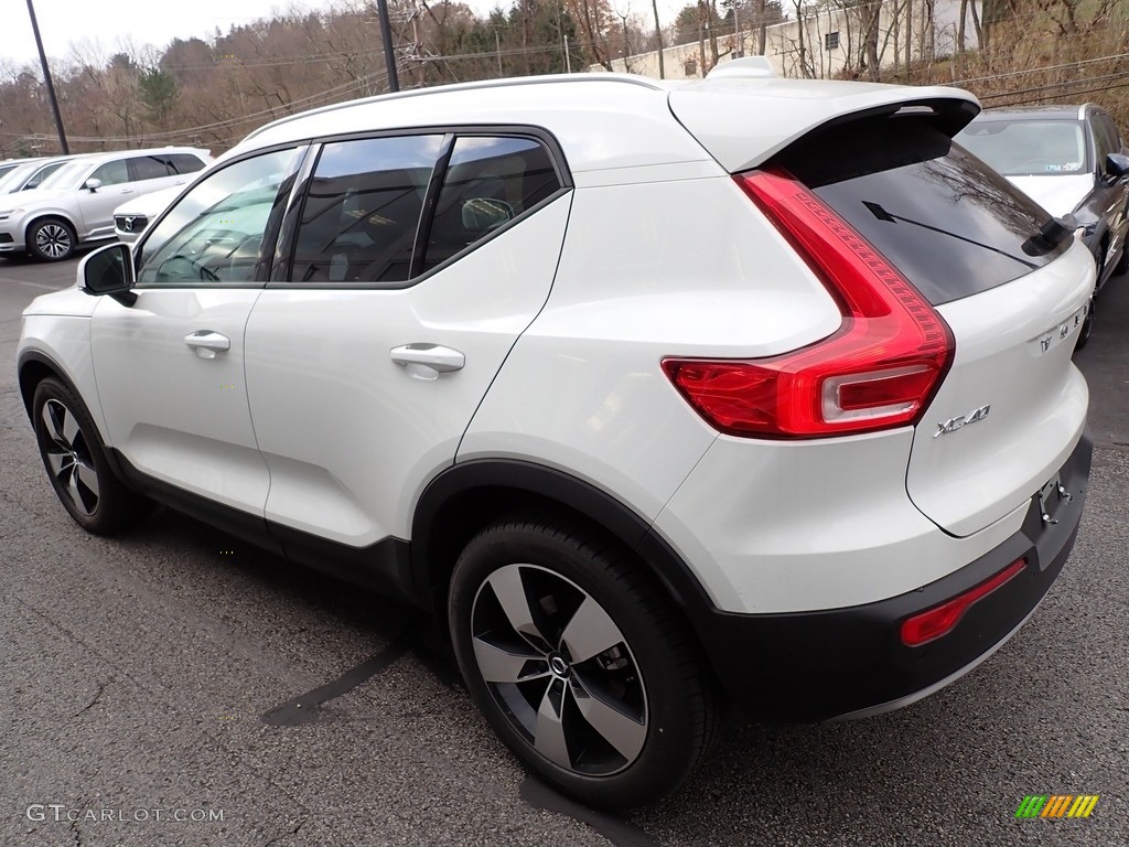 2020 XC40 T5 Momentum AWD - Ice White / Charcoal photo #4