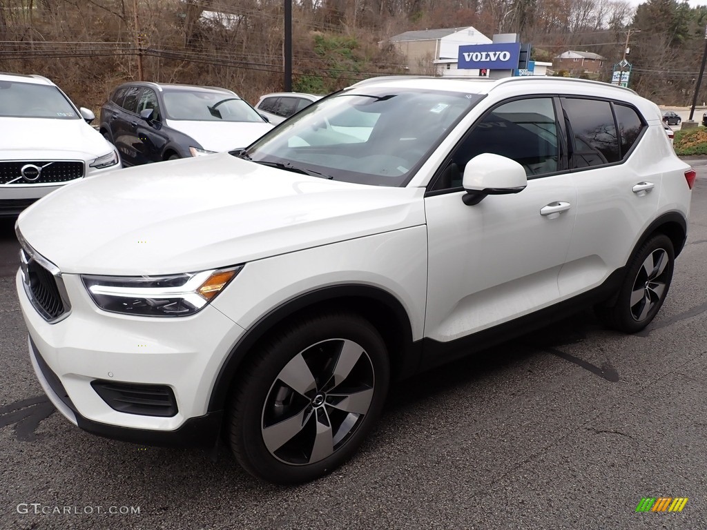 2020 XC40 T5 Momentum AWD - Ice White / Charcoal photo #5