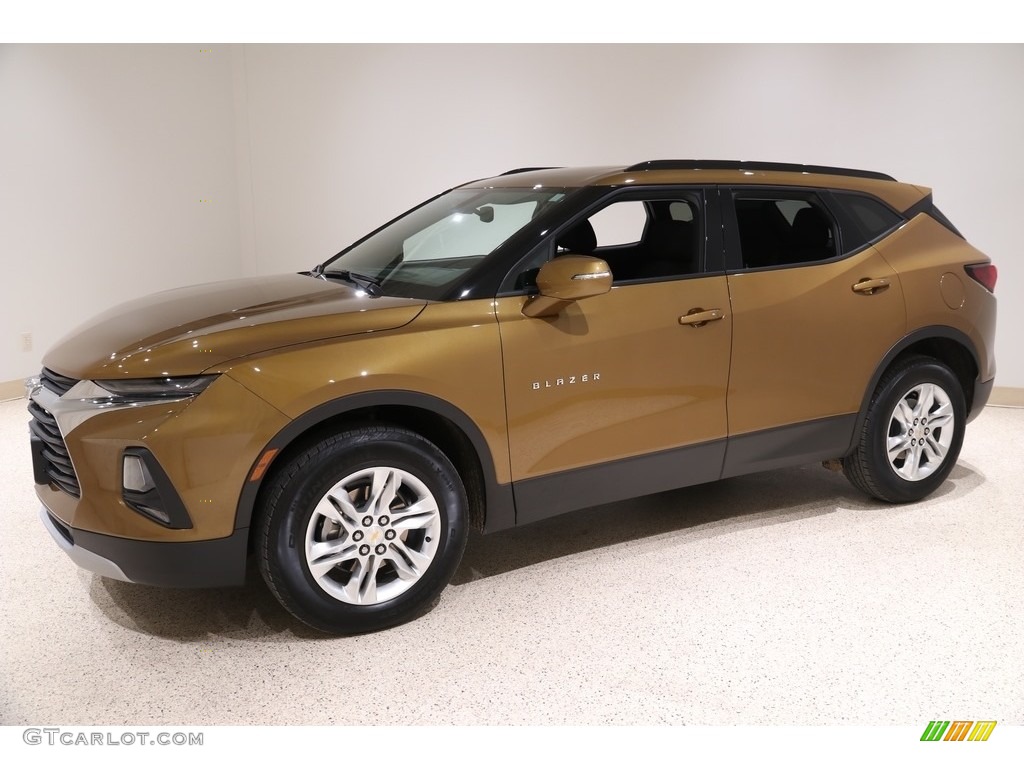 Sunlit Bronze Metallic 2019 Chevrolet Blazer 2.5L Cloth Exterior Photo #136169873