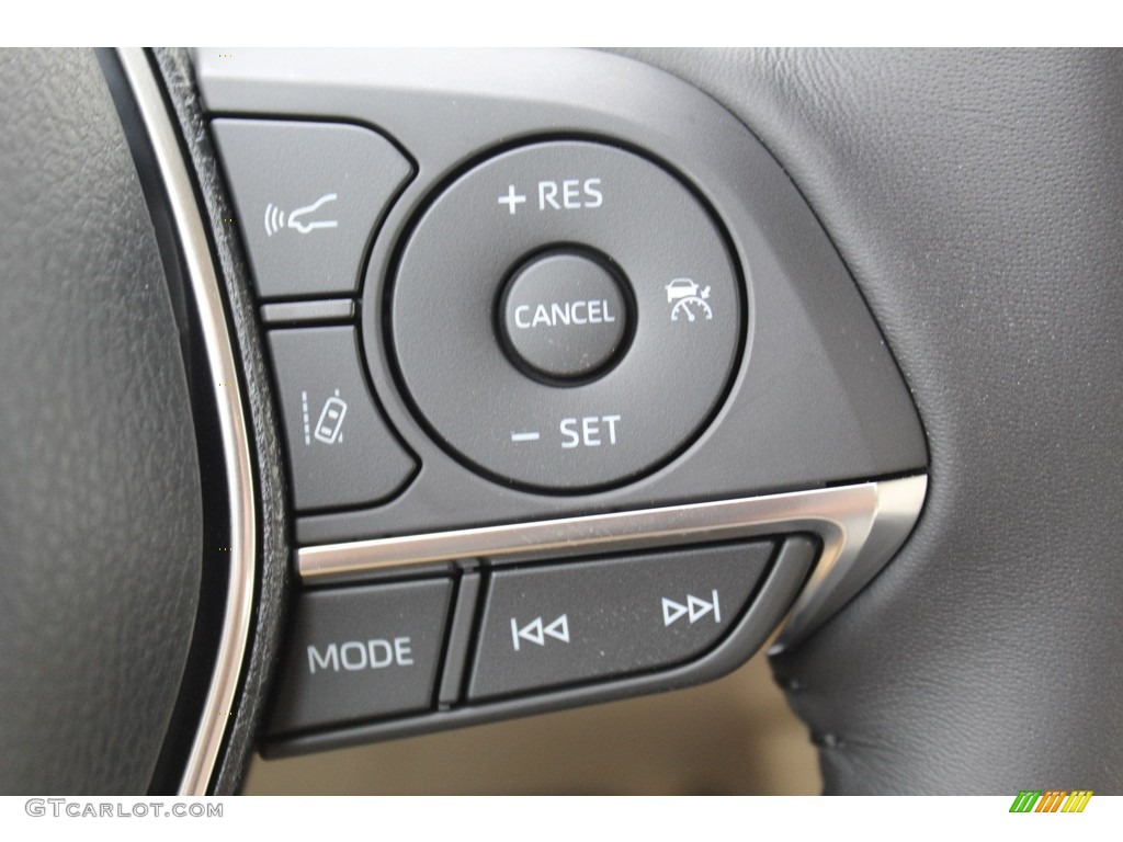 2020 Camry XLE - Super White / Macadamia photo #13