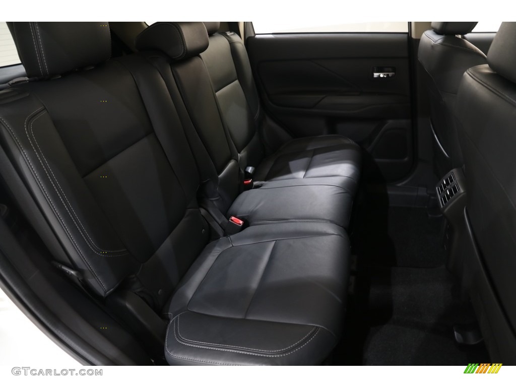 2019 Mitsubishi Outlander SE S-AWC Rear Seat Photo #136172330