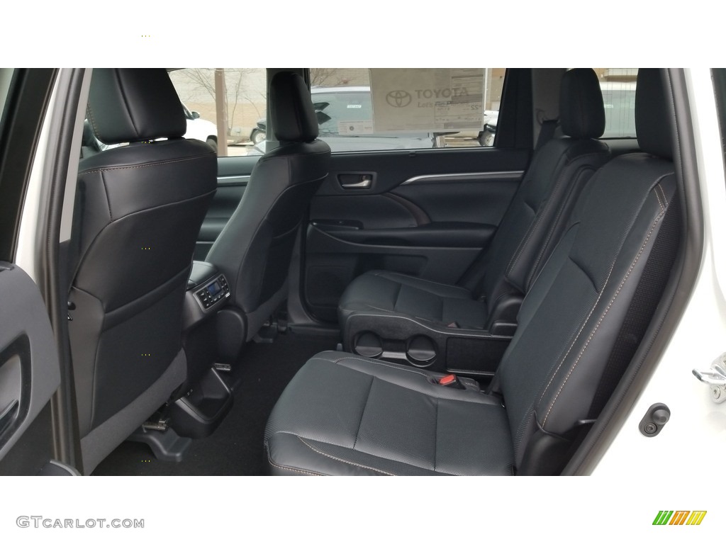 2019 Toyota Highlander Limited Platinum AWD Rear Seat Photos