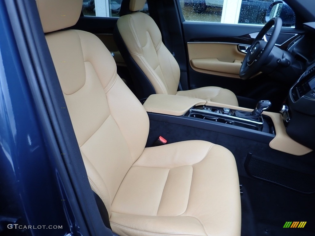 Blonde Interior 2019 Volvo XC90 T6 AWD Momentum Photo #136176130