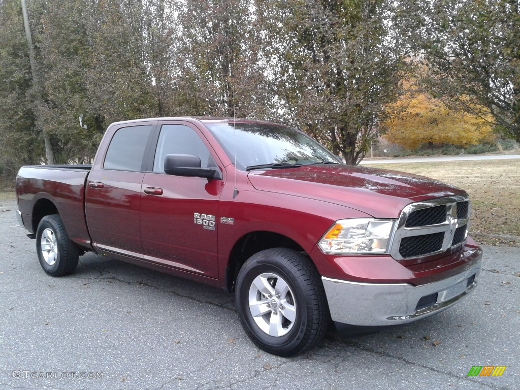 2019 1500 Classic SLT Crew Cab 4x4 - Delmonico Red Pearl / Black/Diesel Gray photo #4