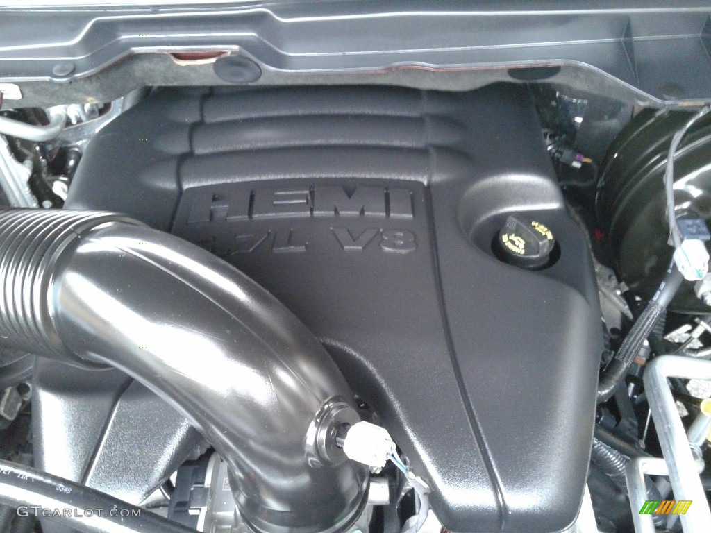 2019 1500 Classic SLT Crew Cab 4x4 - Delmonico Red Pearl / Black/Diesel Gray photo #25