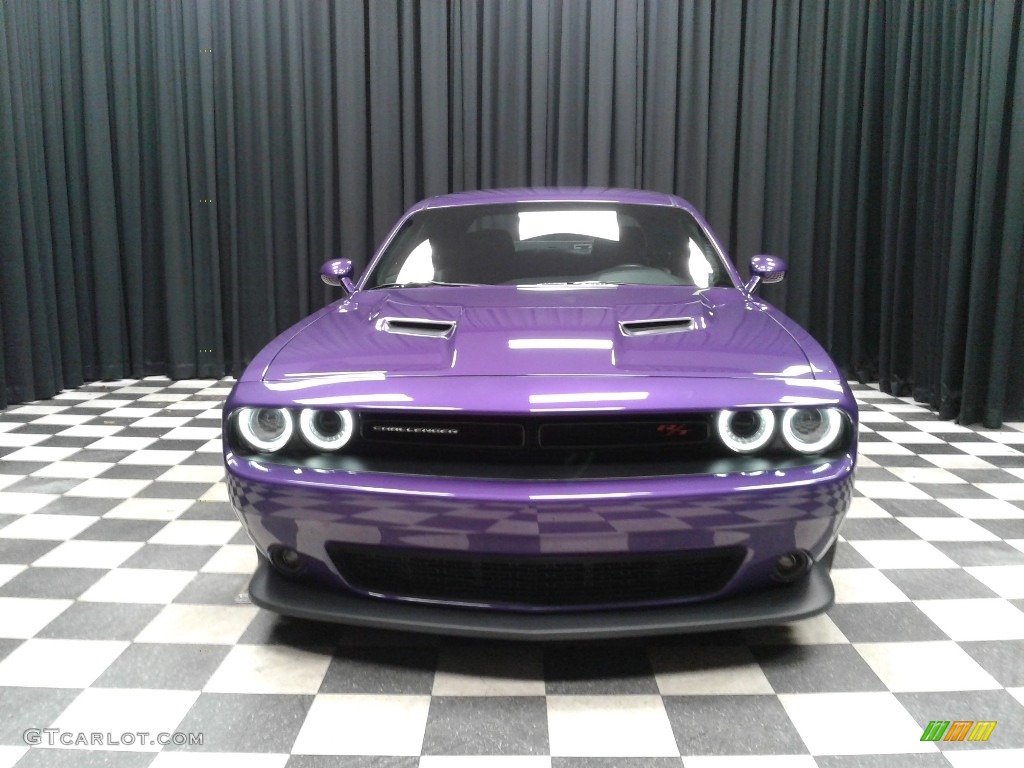 2018 Challenger R/T Scat Pack - Plum Crazy Pearl / Black photo #3