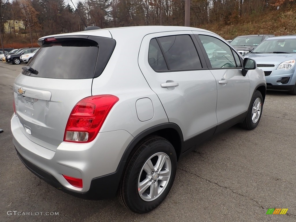 Silver Ice Metallic 2020 Chevrolet Trax LS Exterior Photo #136180468