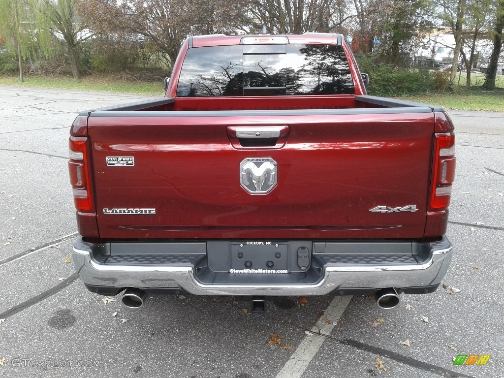 2019 1500 Laramie Quad Cab 4x4 - Delmonico Red Pearl / Black photo #7