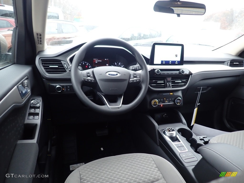 Ebony Black Interior 2020 Ford Escape SE 4WD Photo #136181194