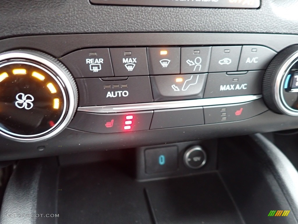 2020 Ford Escape SE 4WD Controls Photo #136181347