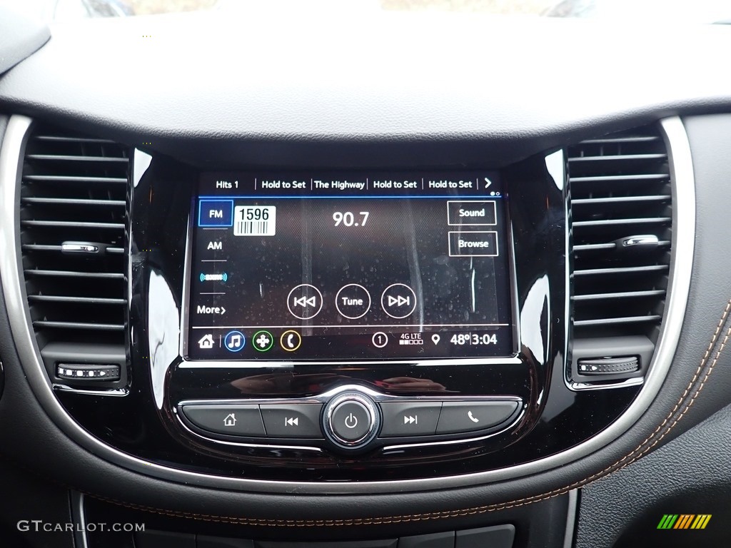 2020 Chevrolet Trax LT AWD Controls Photo #136181359