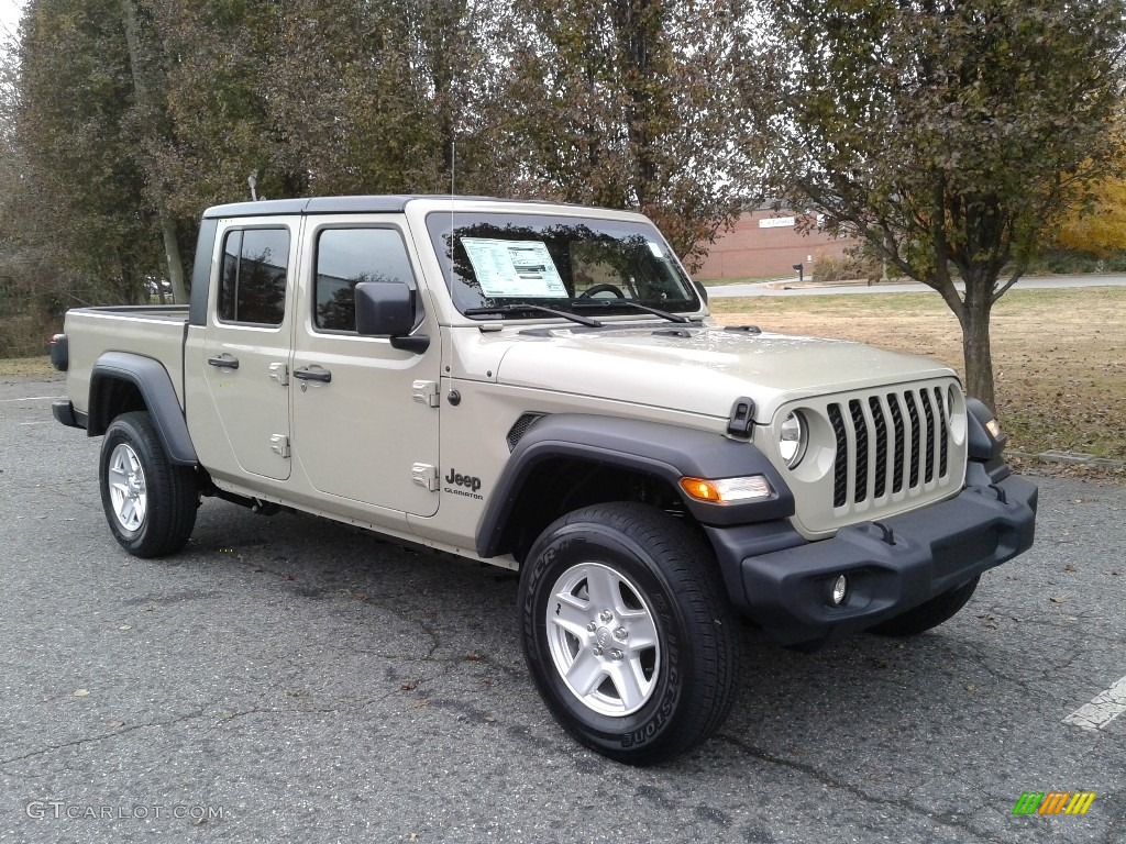 Gobi 2020 Jeep Gladiator Sport 4x4 Exterior Photo #136181638