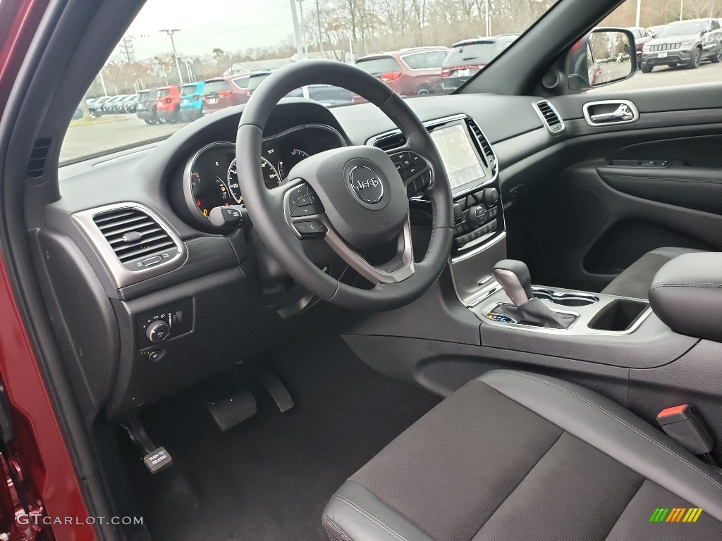 2020 Jeep Grand Cherokee Altitude 4x4 Front Seat Photo #136181959