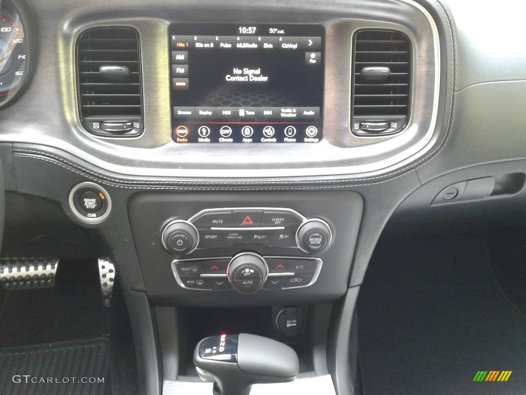 2019 Dodge Charger R/T Controls Photo #136183934