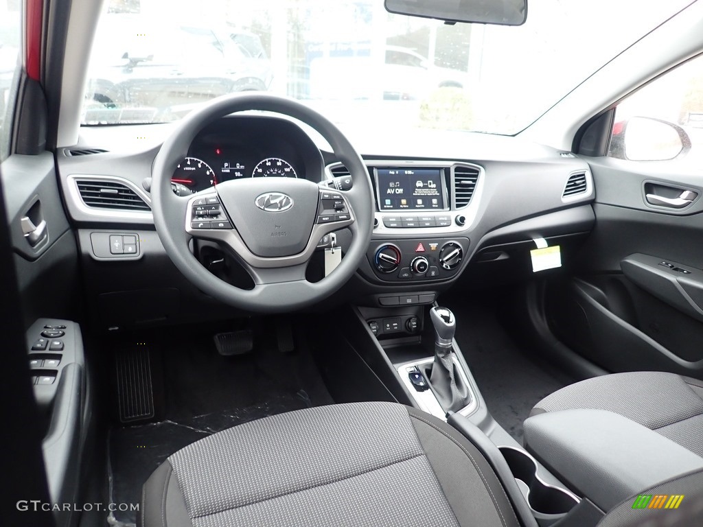 2020 Hyundai Accent SEL Dashboard Photos