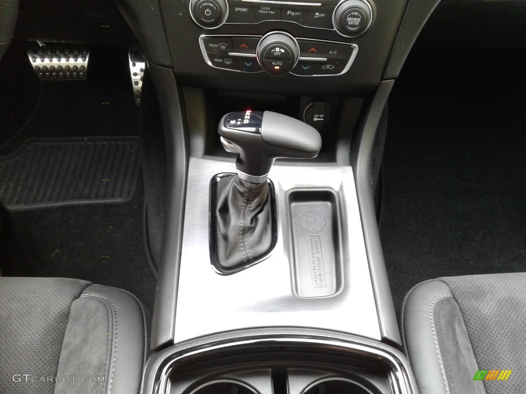 2019 Dodge Charger R/T Transmission Photos